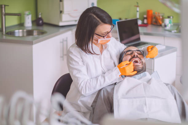 Best Emergency Gum Treatment in Youngstown, OH